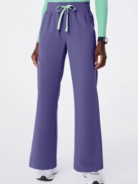 FIGS Women's Isabel High Waisted Wide Leg Scrub Pants